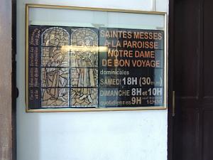 29 Entree de l'Eglise